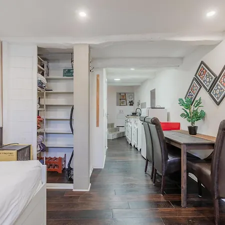 Apartment En Plein Centre De